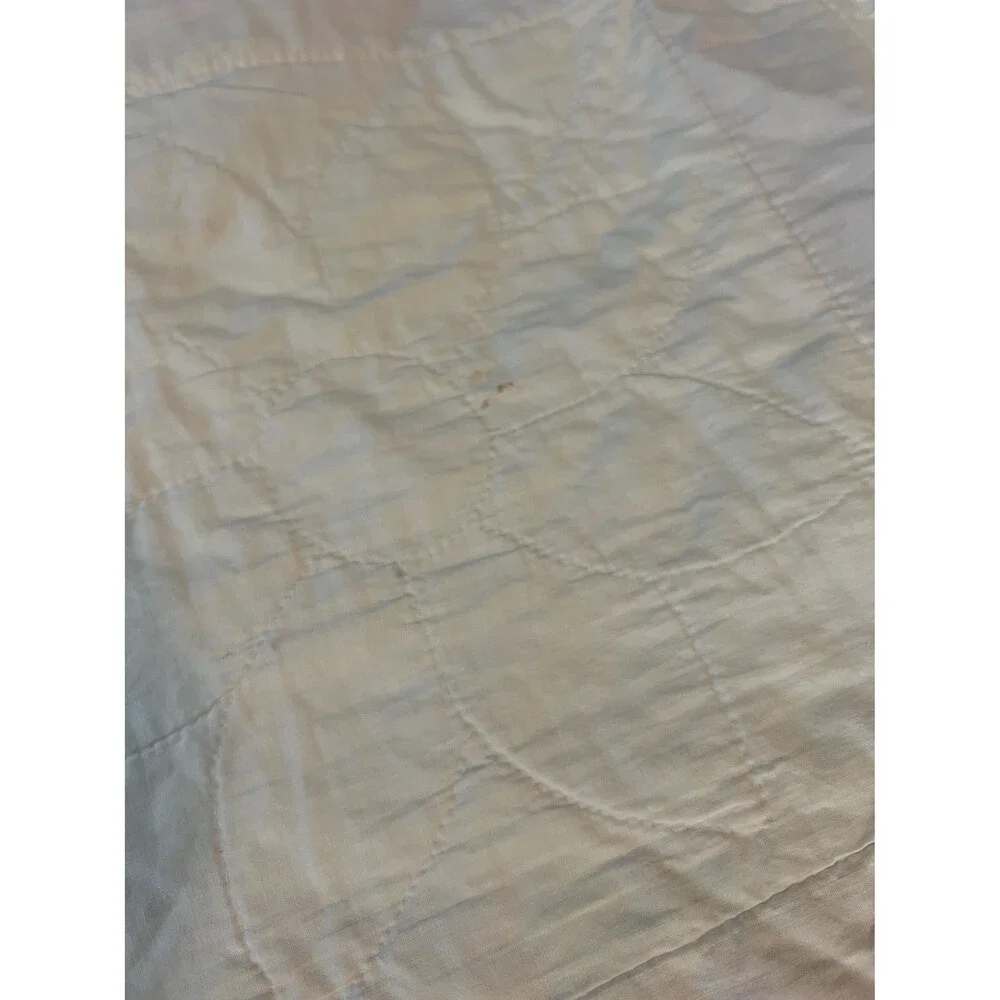Vintage Red and White Sunflower Quilt